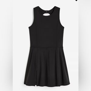 🎾 H&M Move DRYMOVE™ Tennis Dress